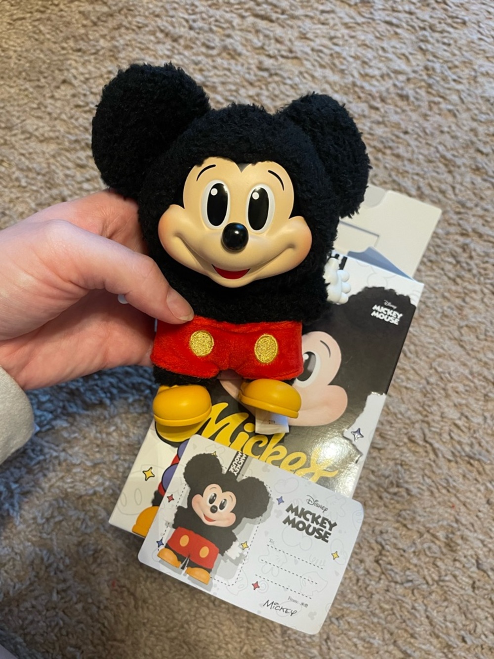 POPMART Mickey Family Cute Together keychain - Mickey